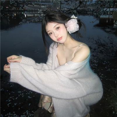 一位站立的人