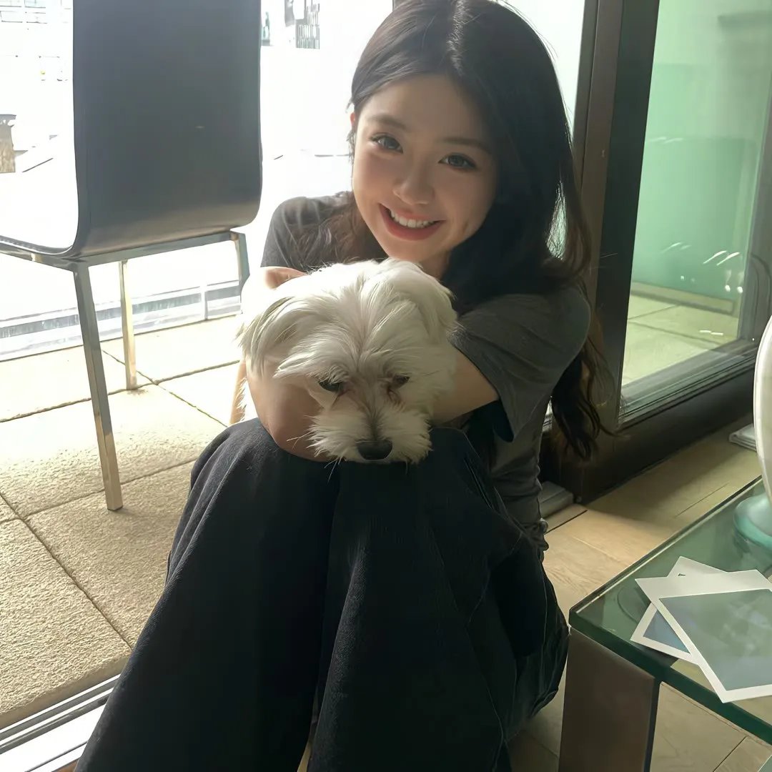 金发奇女