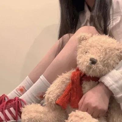 霓虹灯下的哨兵